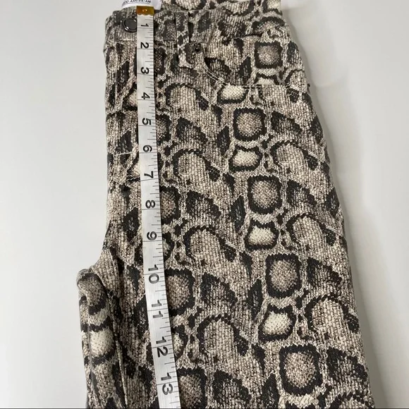 Good American Good Legs Snake High Waist - Picture 5 of 11